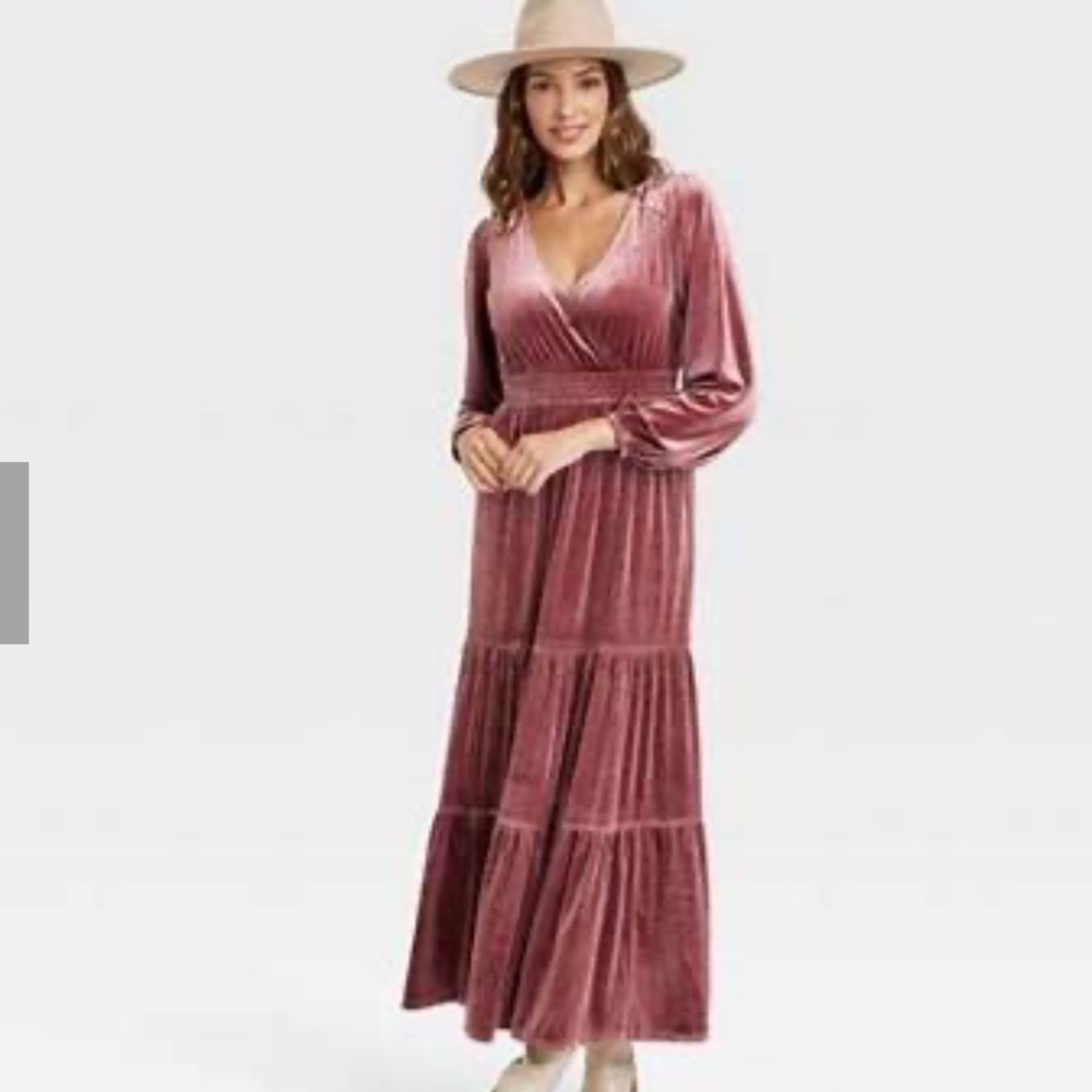 Knox Rose Velvet Dress Size M